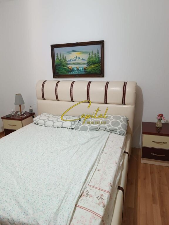 APARTAMENT ME QIRA 2+1+2 ISH TREGU ELEKTRIK 50.000 LEKE