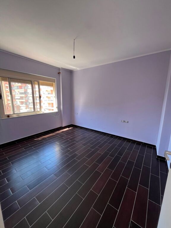Appartamento 2+1 Vlora, Via Cipajve (Gjergj Arianiti)