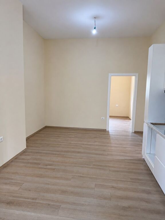 Rent | Shtëpi private 1 + 1 | Babrru | 270 €/month