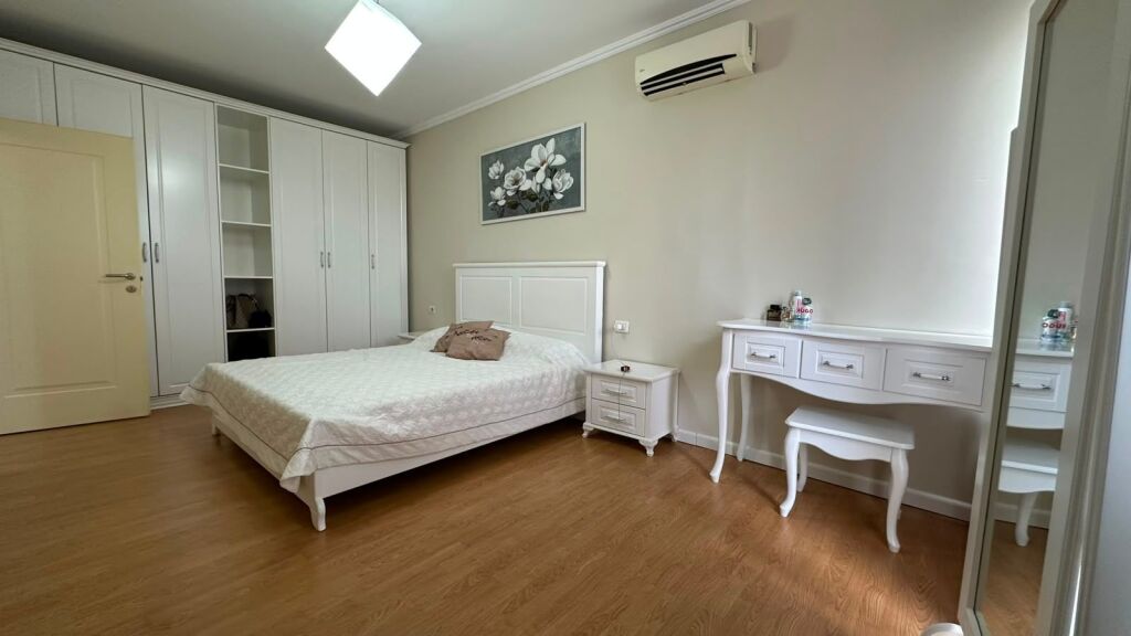 Apartament 2+1 me qira tek Stacioni i Trenit