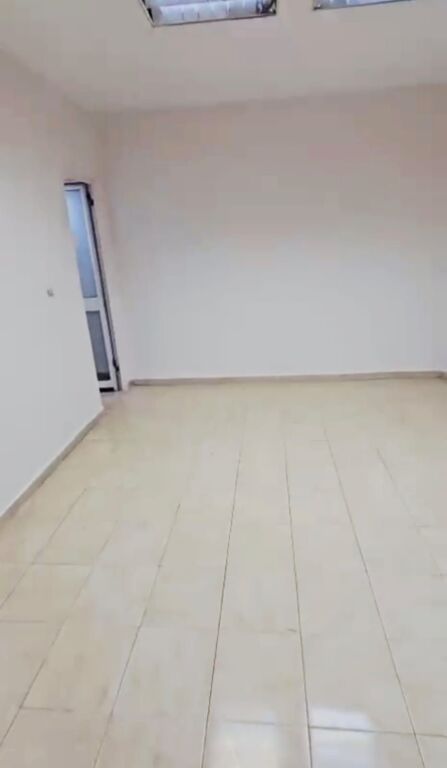 Shop for sale on floor 0 near Myslym Shyri 140,000 euros