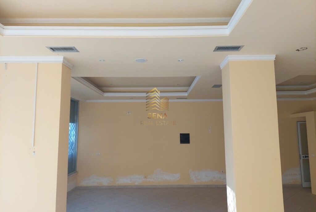 In vendita,Locale commerciale, Fresk, 100.000 Euro