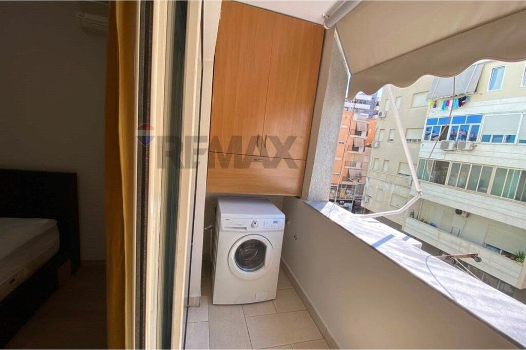 Apartment 2+1 for rent Paris Commune
