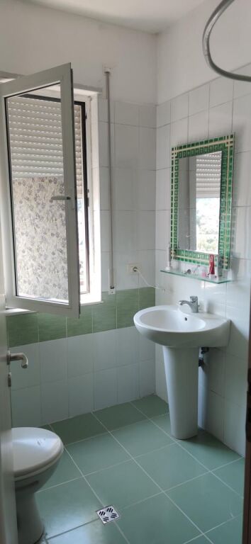Apartament 2+1 per qera tek Qyteti Studenti!