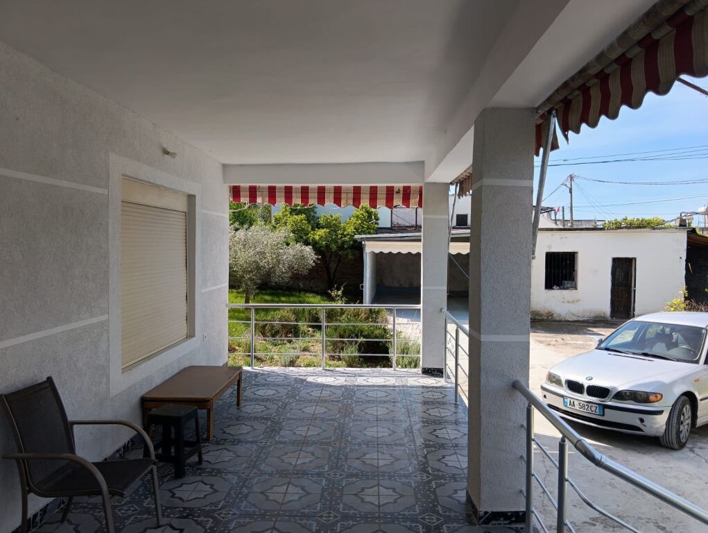 Casa privata in affitto a lungo termine Vlore