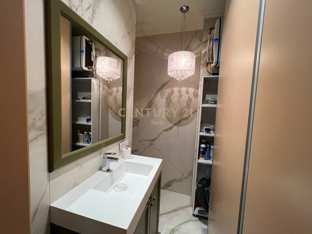 We rent out a 2+1+2 apartment + parking space in Teg