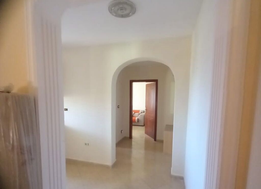 Affitto | Apartament 1 + 1 | Rruga Hamdi Pepo | 420 €/mese