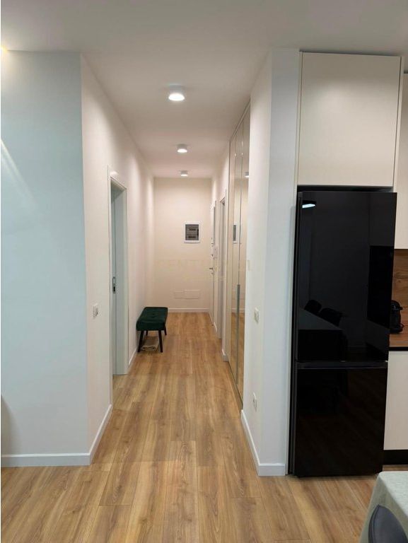 APARTAMENT 1+1 ME QIRA – PAZARI I RI