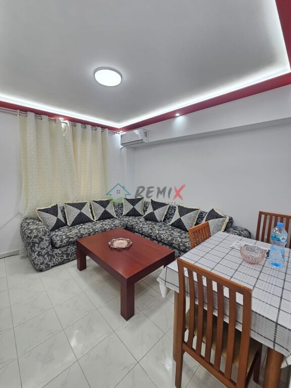🏡 JEPET ME QERA SUPER APARTAMENT 1+1 – PRANË STADIUMIT!