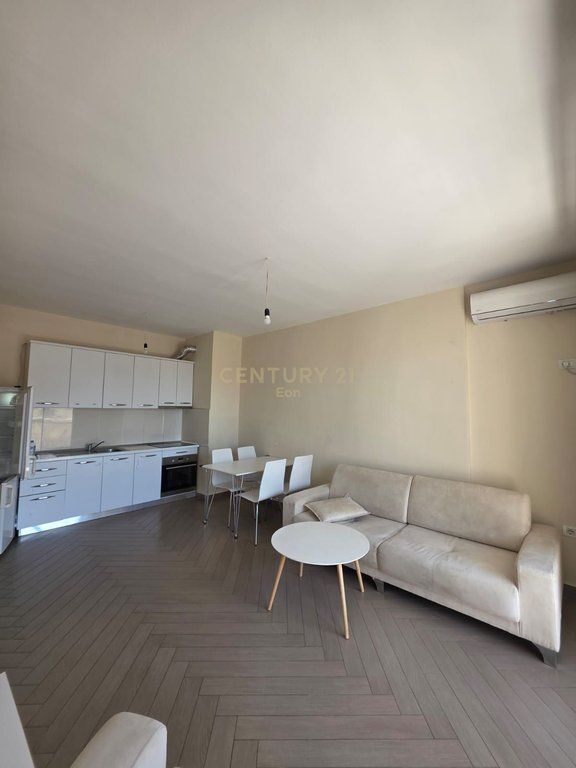 Apartament 1+1 Në Shitje në Qendra e Durrësit - 120000€