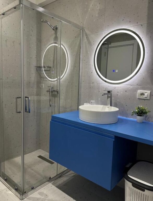 Sea view Apartment for rent in Vlora  ,Lungomare Free from September -1 June