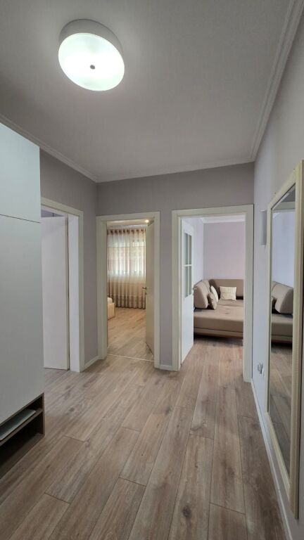 Apartament 2+1 per shitje , te Irfan Tomini !
