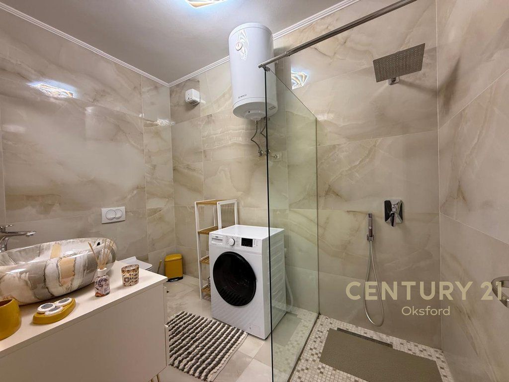 APARTMENT 2+1 FOR RENT, AT KOSOVARËVE STREET! 1,200 € /Month