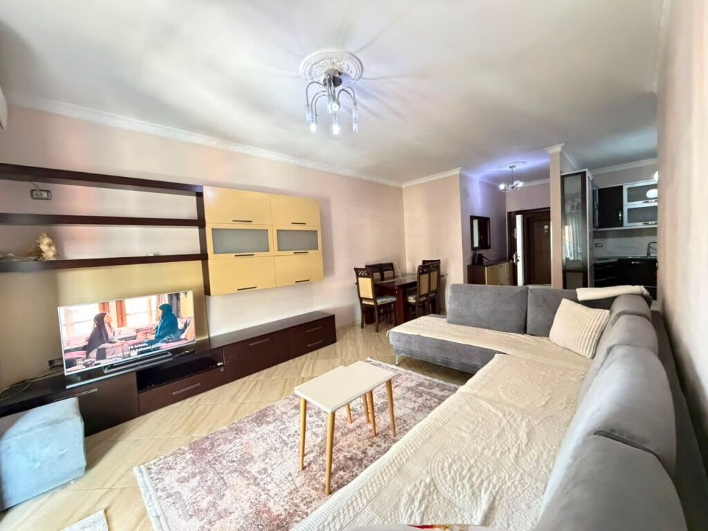 QERA APARTAMENT 1+1 MISTO MAME PRANE 7777