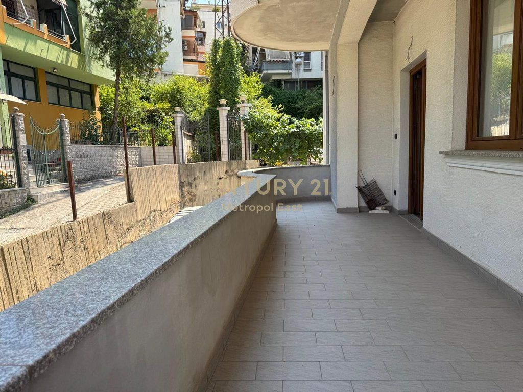 For Rent Apartment 3+1+2 + parking near the Zoo Garden 1,100 € /Month
