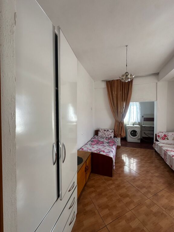 Qera | Shtëpi private 1 + 1 | Rruga Ramë Sadria | 280 €/muaj