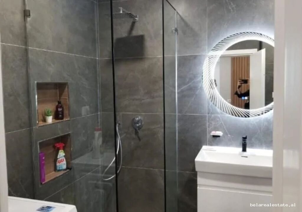 Appartamento In Affitto 2+1 A Zogu i Zi (ID B2202044) Tirane