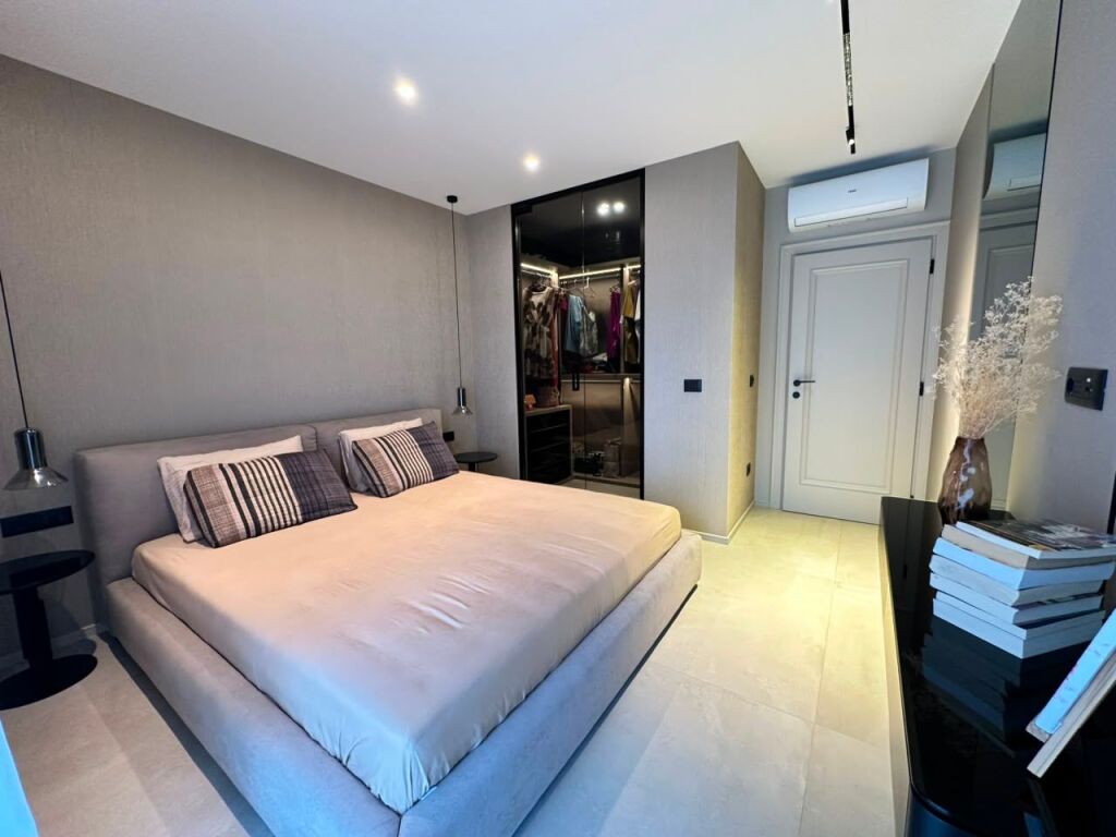 Apartament luksoz për shitje LISTË EKSKLUZIVE | Lungomare, Vlorë
