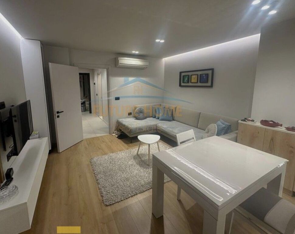 Rent, Apartment 1+1, Paris Commune