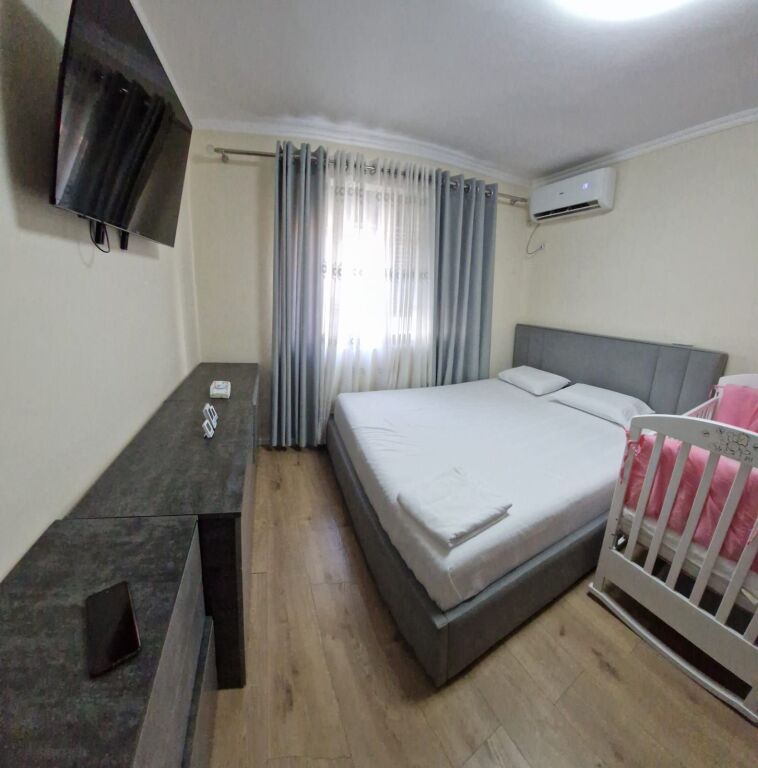 Jepet me Qira Apartament 1+1 – Bulevardi Bajram Curri