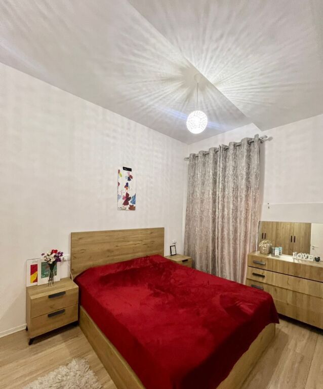Qera | Apartament 1 + 1 | Rruga Jordan Misja | 450 €/muaj