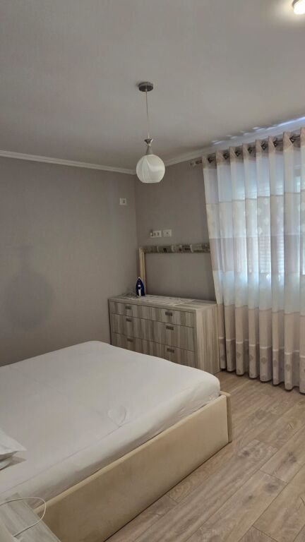 Apartament 2+1 per shitje , te Irfan Tomini !
