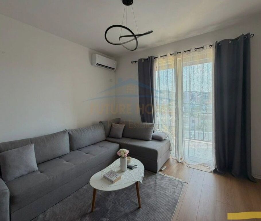 Shitet, Apartament 1+1, Kompleksi Grand Gallery, Yzberisht   12,700,000 Lekë