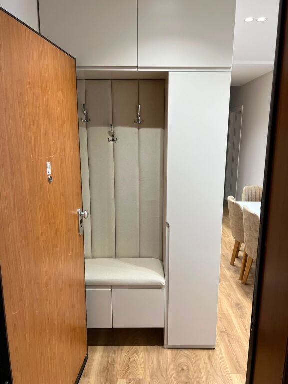 Apartament 2+1 per qera perballe Kompleksit Deliorgji!