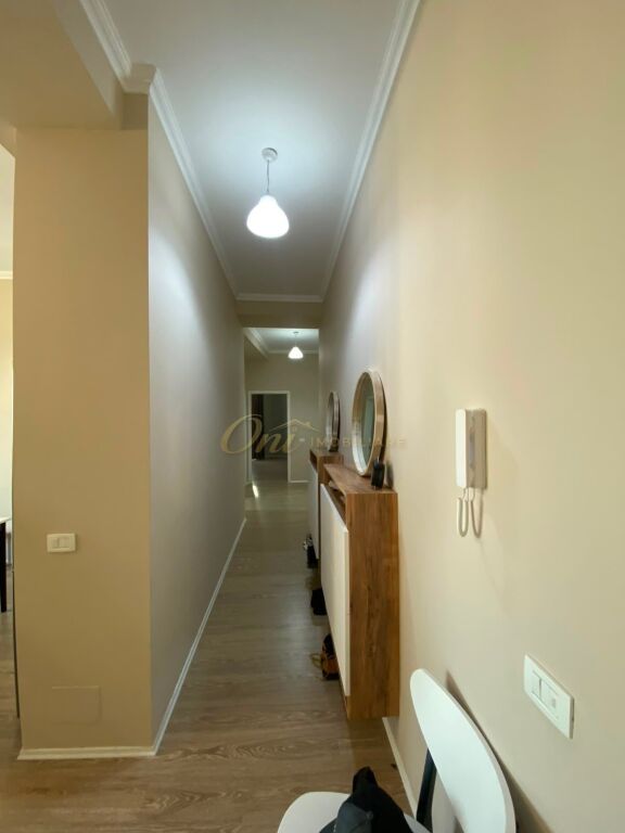 SHITET APARTAMENT 2+1, 21 DHJETORI