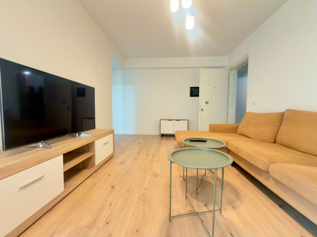 Apartament 1+1 per Qira tek Shallvaret!