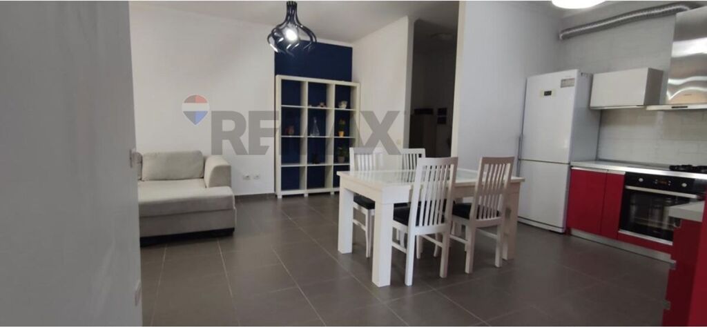 Apartament 2+1 per qira tek Rruga e Elbasanit!