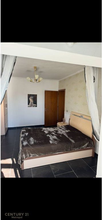 Japim me qira apartament 2+1 te Brryli, prane Bar Oslo!