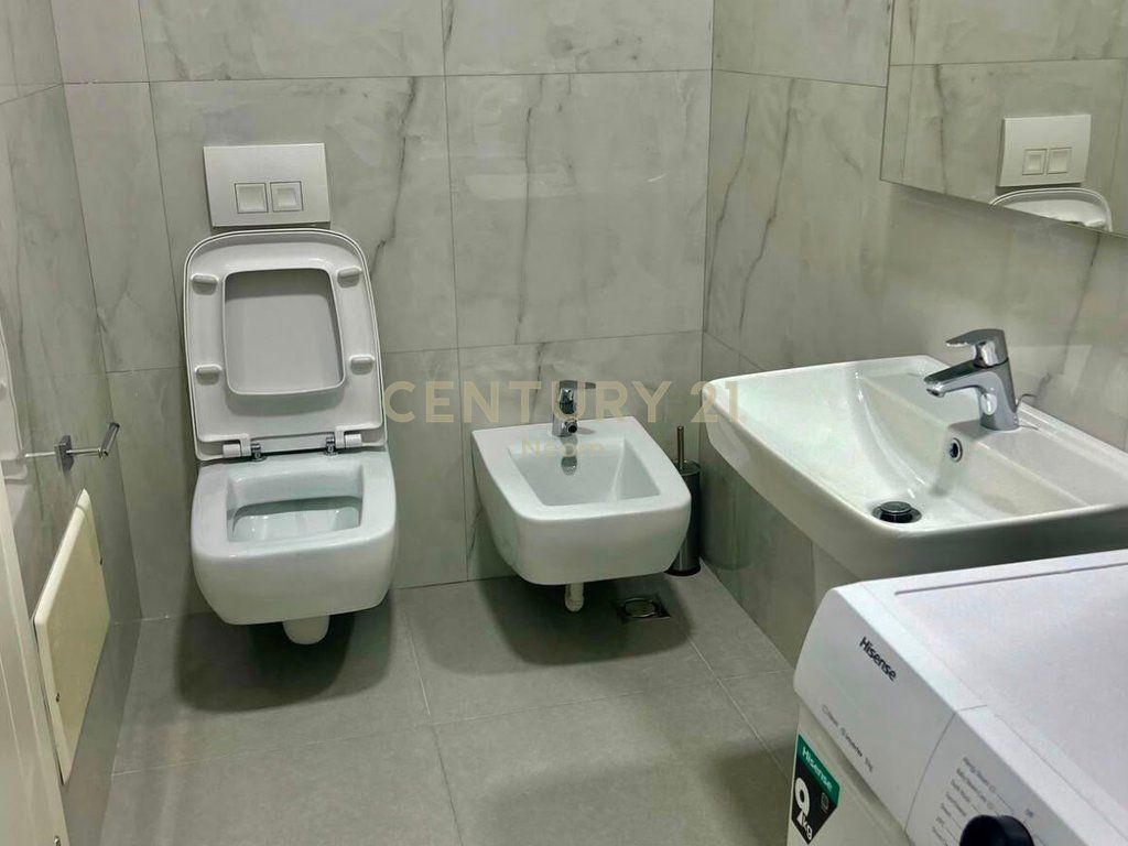 🏡 Appartamento in Affitto 2+1+2 con Posto Auto nel Complesso Delijorgji