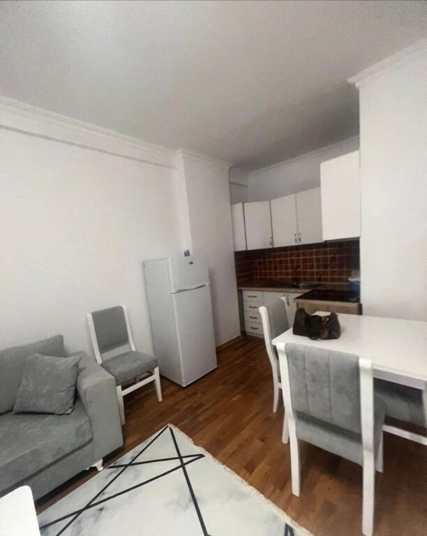 Rent | Apartament 2 + 1 | Don Bosko | 600 €/month