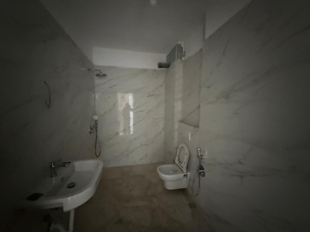 🏡 Shitet Apartament 1+1 – Pazari i Ri