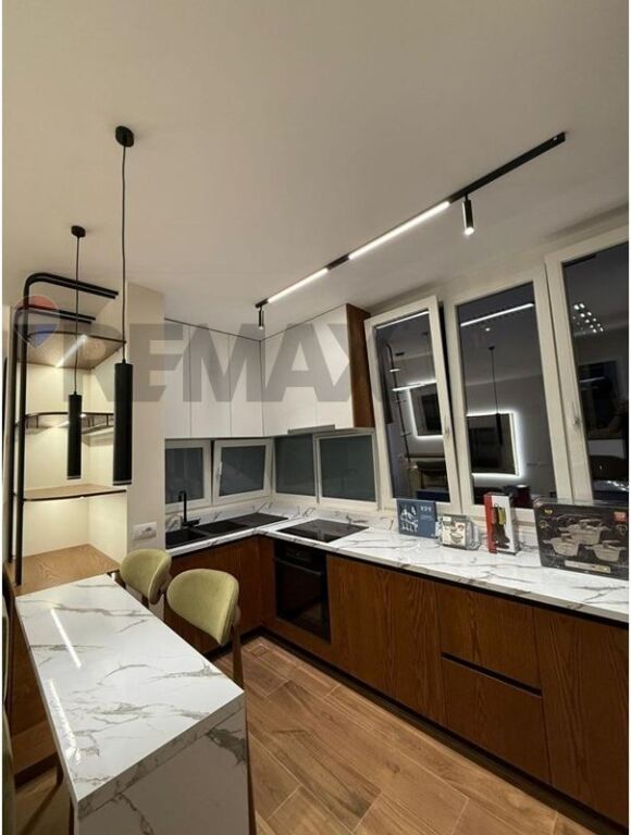 Appartamento - In Affitto - Viale Zogu I, Tirana(ID: 530481001-1385)
