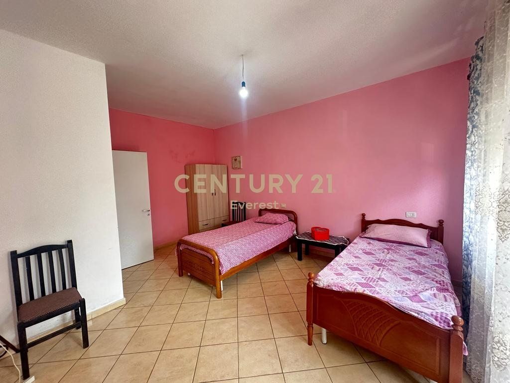 FRESKU, AFFITTIAMO APPARTAMENTO 2+1 450 € /Mese 45,000 Lek /Mese