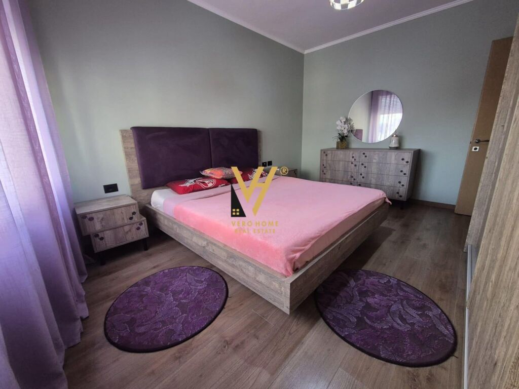 JEPET APARTAMENT 2+1+BLK ME QIRA TE KOMUNA E PARISIT 90.000 LEKE