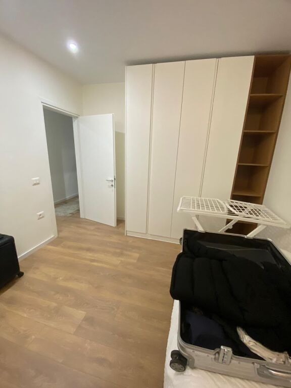 **3+1 apartment for rent at Liqeni i Thate*
