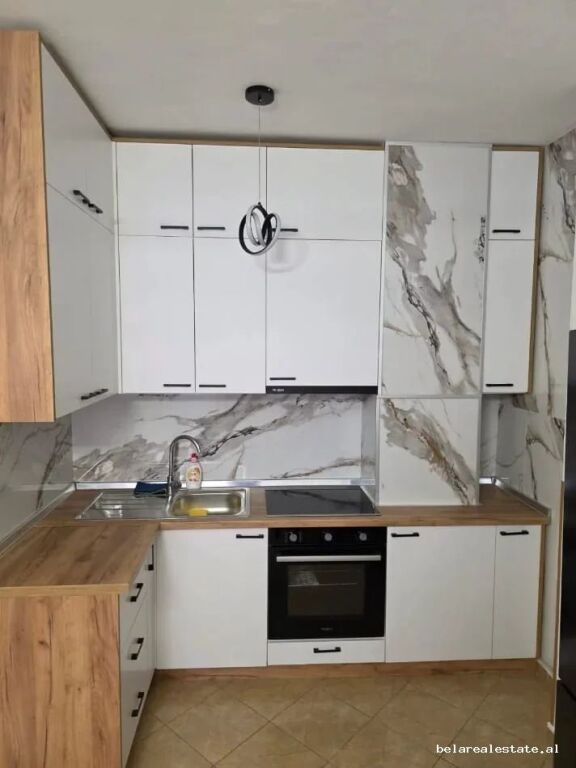 Appartamento In Affitto 1+1 Vicino 5 Maji (ID B2101865) Tirana