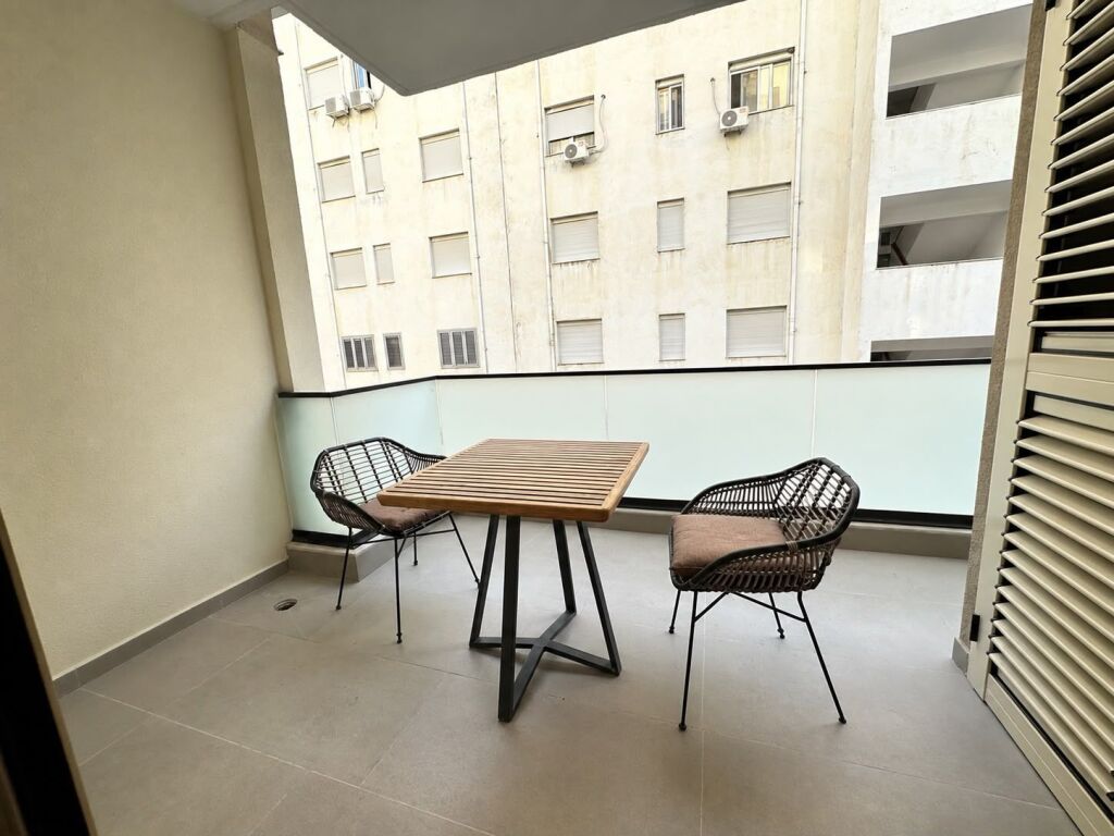 Apartament luksoz për shitje LISTË EKSKLUZIVE | Lungomare, Vlorë