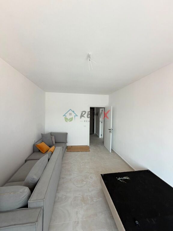 🏡 APARTAMENT 70m² PËR SHITJE – GOLEM