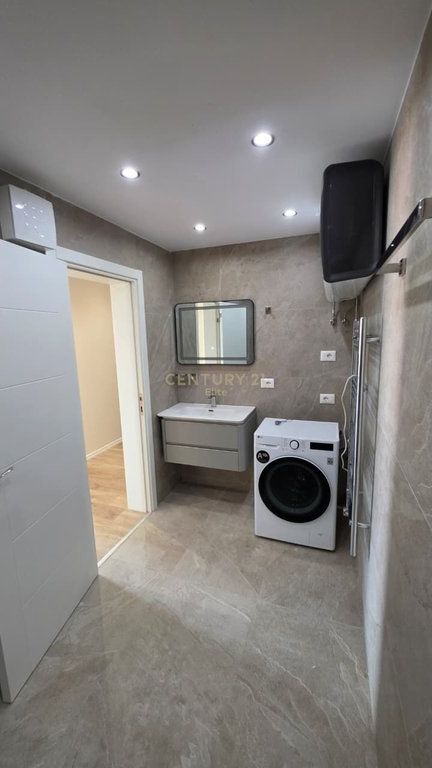 FOR RENT 2+1 APARTMENT + PARKING SPACE IN XHAMLLIK! 700 € /Month