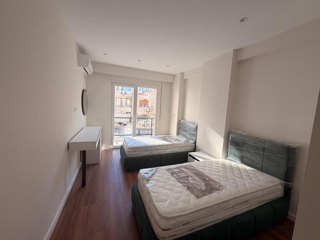🏡 Apartament 2+1+2 +🅿️ Post Parkimi – 900 €/Muaj