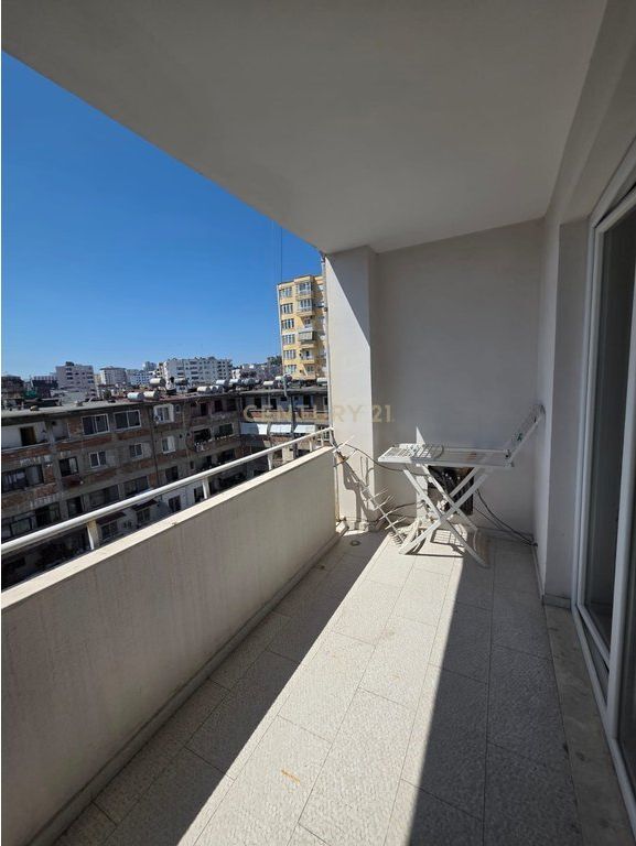 Apartament 1+1 Në Shitje në Qendra e Durrësit - 120000€