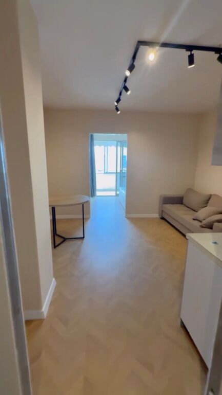 Shitet Apartament 1+1 te Shkembi Kavajes