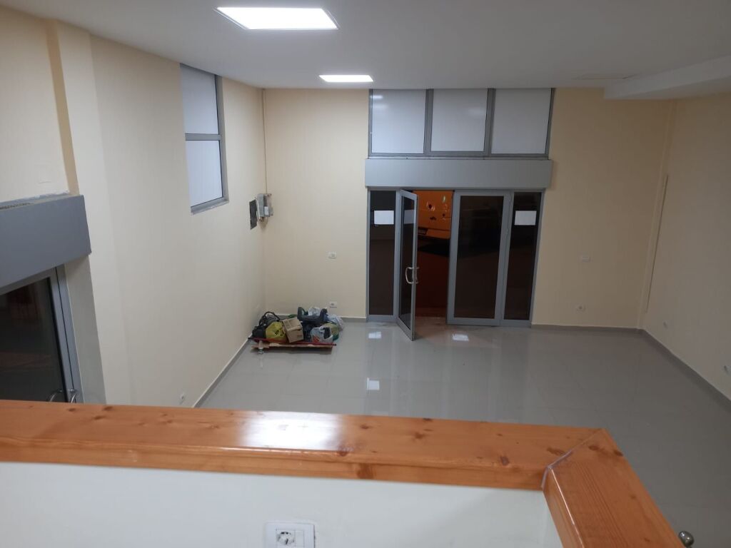 Qera | Ambjent Biznesi | Rruga Hamdi Pepo | 700 €/muaj