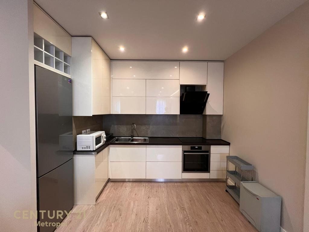 We are renting a 3+1+2 apartment in the Prestige Complex!