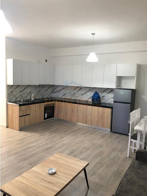 Qera, Apartament 2+1+2, Kompleksi Mangalem, Tiranë.