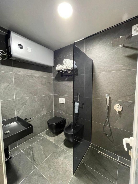 SHESIM 2 APARTAMENTE LUKSOZE NE NJE LOKACION PREMIUM, SARANDE 360,000 €